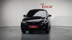 2022 BMW X1 xDrive 20i M Sport, чёрный — фото 3