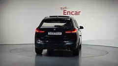 2022 BMW X1 xDrive 20i M Sport, чёрный — фото 4