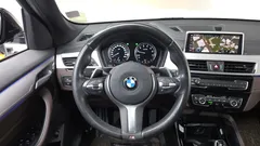 2022 BMW X1 xDrive 20i M Sport, чёрный — фото 13