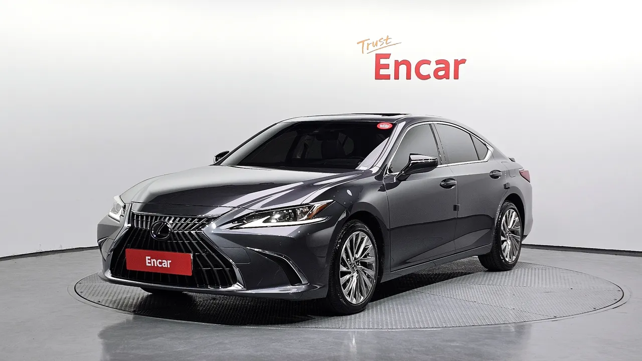 2023 Lexus ES Luxury Plus
