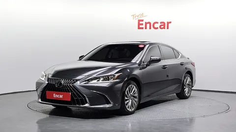 2023 Lexus ES Luxury Plus