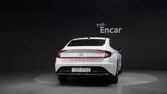 2022 Hyundai Sonata 2.0 — фото 4