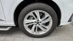 2022 Audi Q7 45 TDI Quattro Premium — фото 5