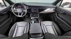 2022 Audi Q7 45 TDI Quattro Premium — фото 7