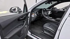 2022 Audi Q7 45 TDI Quattro Premium — фото 10