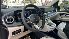2025 Mercedes-Benz V-Class V300 CDI — фото 14