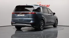 2022 Kia Carnival Diesel 9-Seater Prestige — фото 2