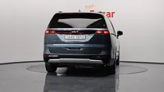 2022 Kia Carnival Diesel 9-Seater Prestige — фото 4