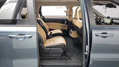2022 Kia Carnival Diesel 9-Seater Prestige — фото 12