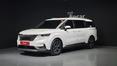 2022 Kia Carnival Diesel 9-Seater Noblesse — фото 1
