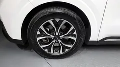 2022 Kia Carnival Diesel 9-Seater Noblesse — фото 5