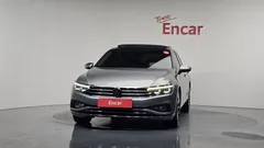 2021 Volkswagen Passat 2.0 TDI Prestige, серебристый — фото 3