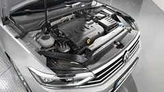 2021 Volkswagen Passat 2.0 TDI Prestige, серебристый — фото 6