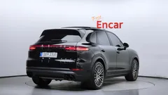 2023 Porsche Cayenne 3.0 PLATINUM EDITION, чёрный — фото 2