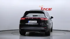 2023 Porsche Cayenne 3.0 PLATINUM EDITION, чёрный — фото 4