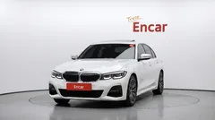 2022 BMW 3-Series 320i M Sport — фото 3