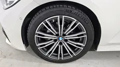 2022 BMW 3-Series 320i M Sport — фото 5
