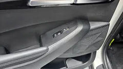 2023 Kia Seltos Gasoline 1.6 Turbo 2WD, белый — фото 19