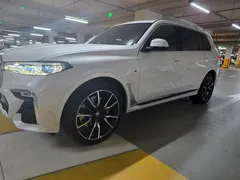 2022 BMW X7 xDrive 40i M Sport 6STR — фото 3