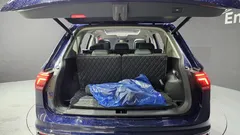 2023 Volkswagen Tiguan 2.0 TSI Prestige — фото 20