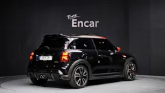2023 Mini Cooper JCW Pat Moss Edition, чёрный — фото 2