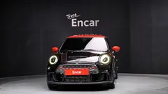 2023 Mini Cooper JCW Pat Moss Edition, чёрный — фото 3