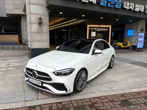2023 Mercedes-Benz C-Class C300 4MATIC AMG Line