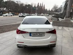 2023 Mercedes-Benz C-Class C300 4MATIC AMG Line — фото 4