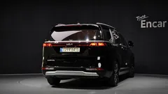 2022 Kia Carnival Diesel 11-Seater Prestige — фото 4