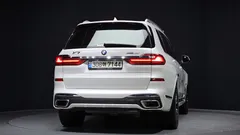 2022 BMW X7 xDrive 40d M Sport 6STR, белый — фото 4