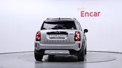 2023 Mini Countryman ALL4 Classic Launch Pack, серо-серебристый — фото 4