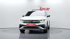 2023 Volkswagen Tiguan 2.0 TSI Prestige — фото 3