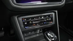 2023 Volkswagen Tiguan 2.0 TSI Prestige — фото 16