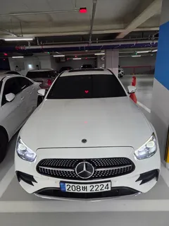 2022 Mercedes-Benz E-Class E220d 4MATIC AMG Line — фото 9