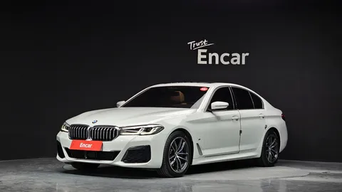 2023 BMW 5-Series 520i M Sport