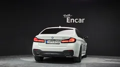 2023 BMW 5-Series 520i M Sport — фото 4