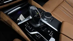 2023 BMW 5-Series 520i M Sport — фото 9