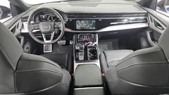 2023 Audi Q8 55 TFSI Quattro Premium — фото 7