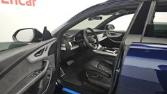 2023 Audi Q8 55 TFSI Quattro Premium — фото 10