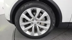 2023 Land Rover Discovery D250 SE, белый — фото 5