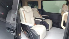 2023 Hyundai Staria 4WD Limousine (Special Vehicle) — фото 12