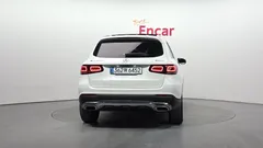 2022 Mercedes-Benz GLC-Class GLC220 d 4MATIC — фото 4