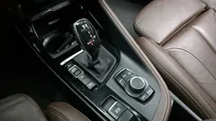 2021 BMW X1 xDrive 20i M Sport, чёрный — фото 9