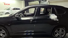 2021 BMW X1 xDrive 20i M Sport, чёрный — фото 11