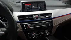 2021 BMW X1 xDrive 20i M Sport, чёрный — фото 14