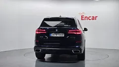 2021 BMW X5 xDrive 40i M Sport, чёрный — фото 4