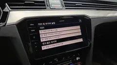 2022 Volkswagen Passat 2.0 TDI Premium, белый — фото 16