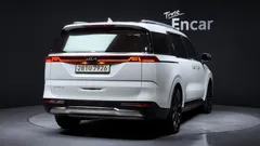 2023 Kia Carnival Diesel 9-Seater Signature — фото 2