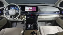 2023 Kia Carnival Diesel 7-Seater Hi-Limousine — фото 7