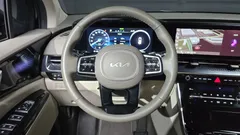 2023 Kia Carnival Diesel 7-Seater Hi-Limousine — фото 13
